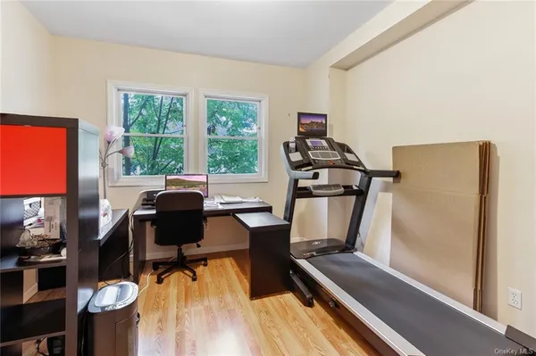 $8,900 | 41 Overhill Road, Unit A, New Rochelle, NY 10804