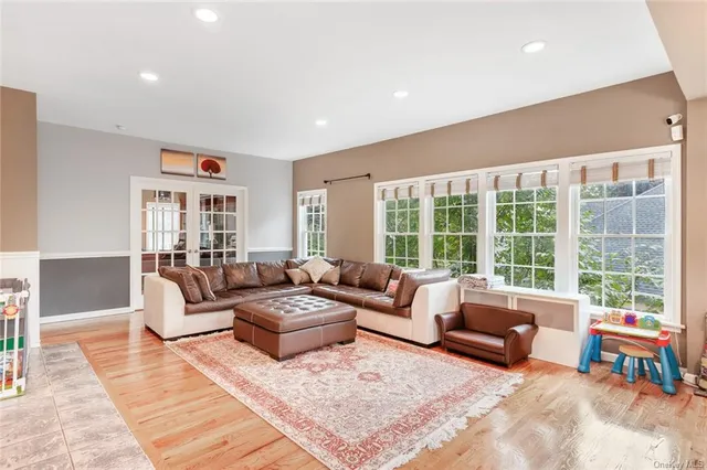 $8,900 | 41 Overhill Road, Unit A, New Rochelle, NY 10804