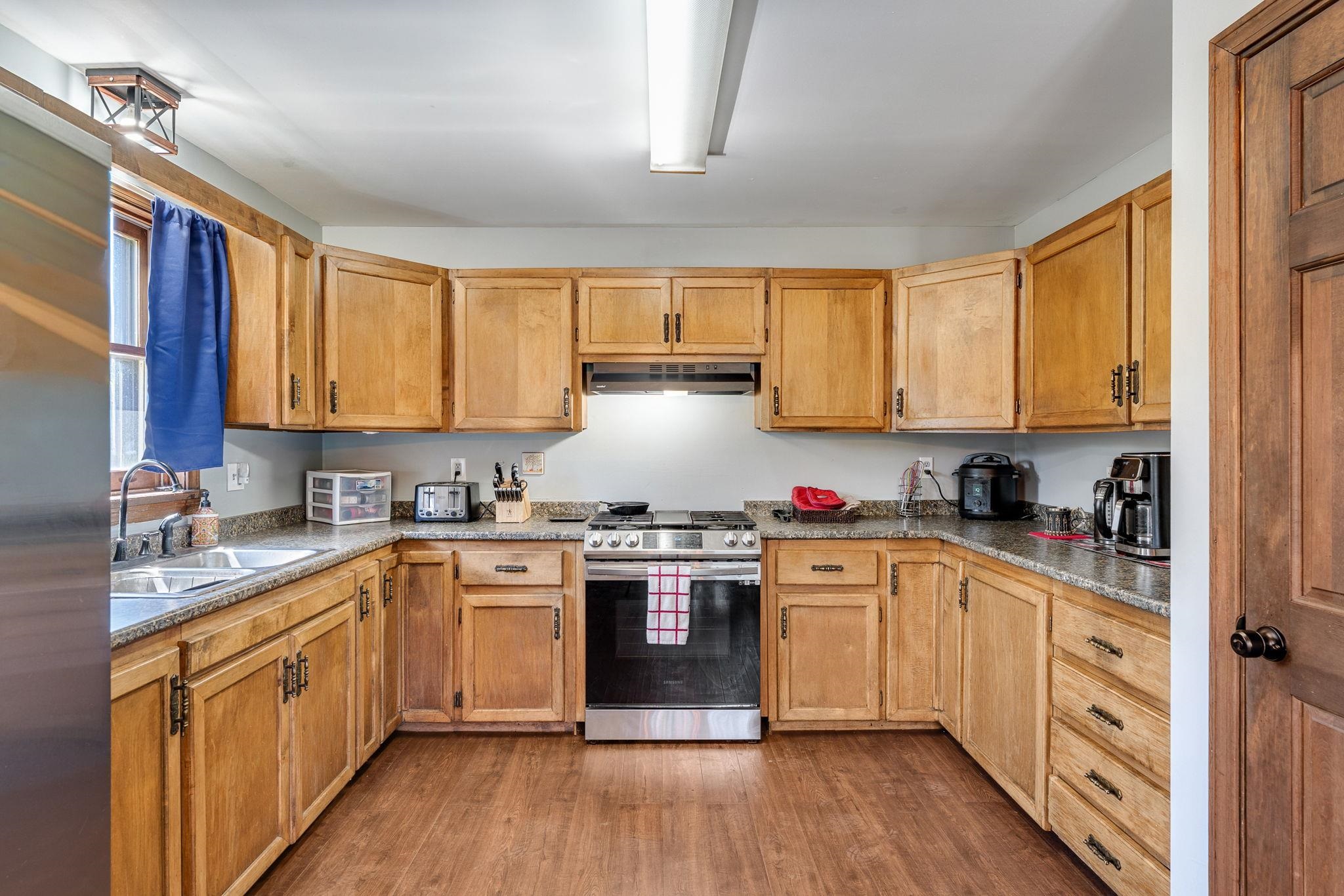 699 Kings Hill Road Bakersfield, VT 05441 - Photo 17 of 54