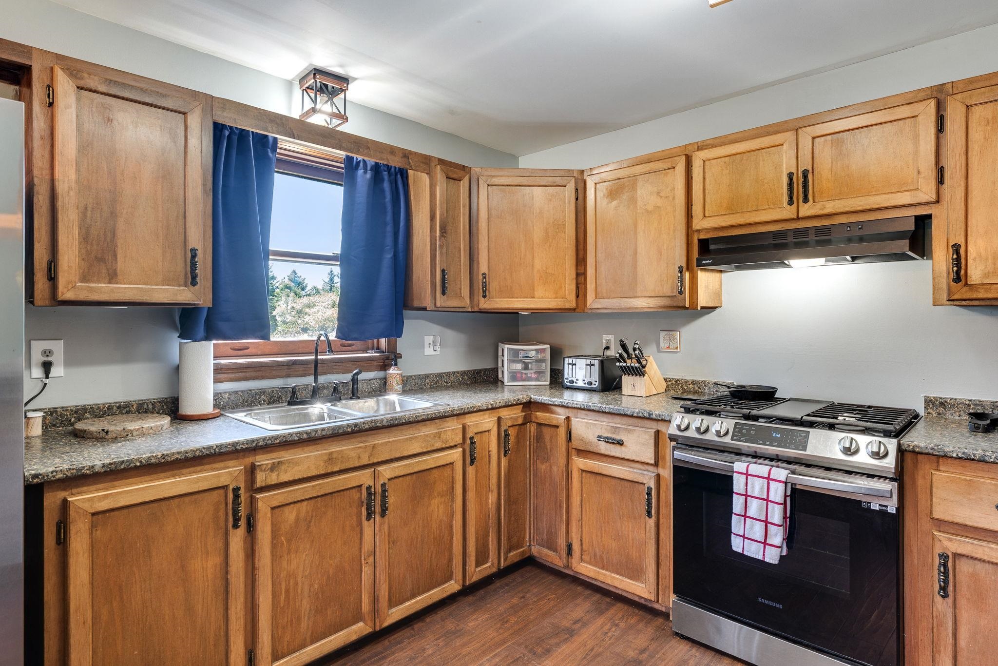 699 Kings Hill Road Bakersfield, VT 05441 - Photo 18 of 54
