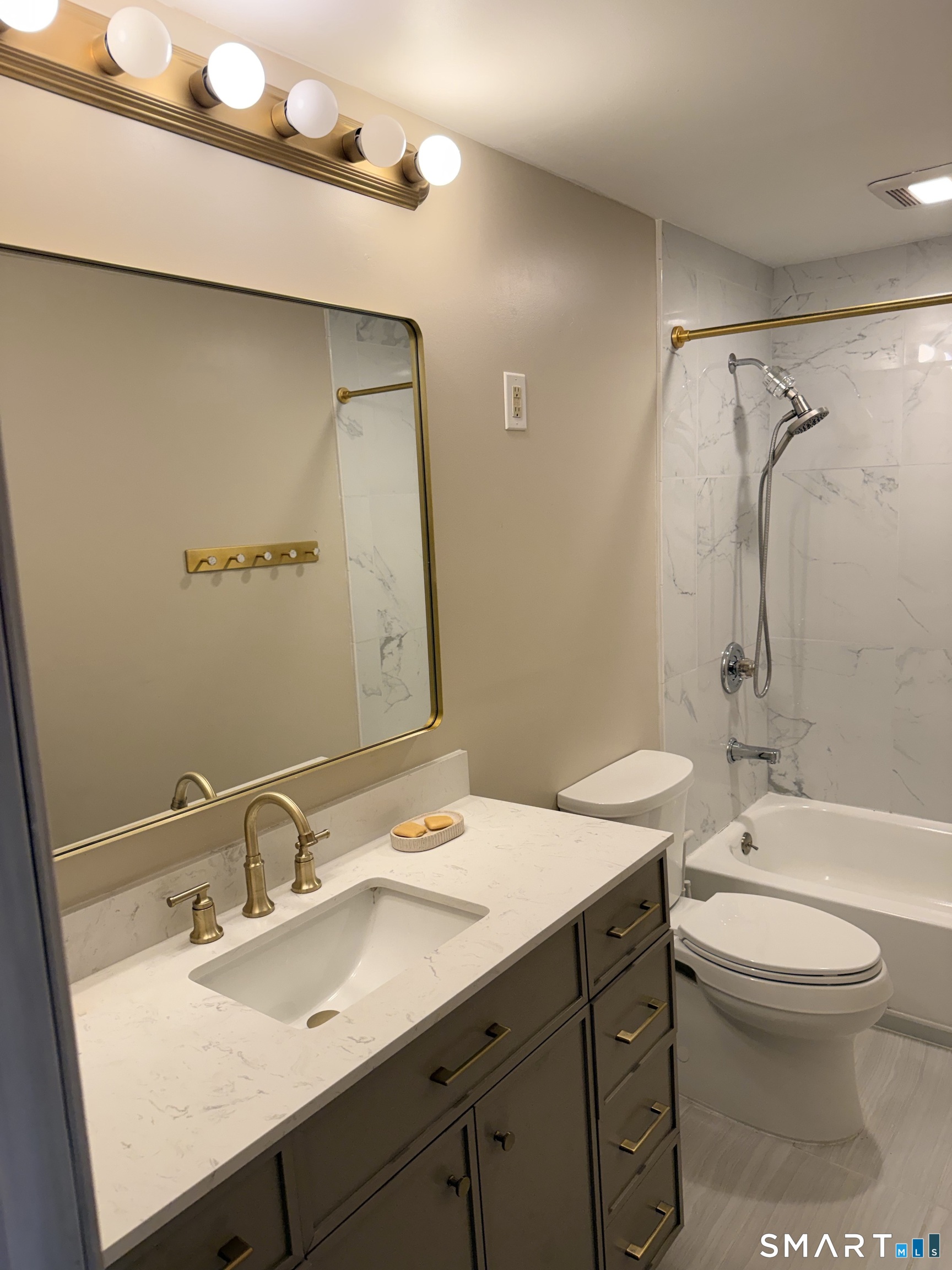 4 Ray Street Seymour, CT 06483 - Photo 10 of 16