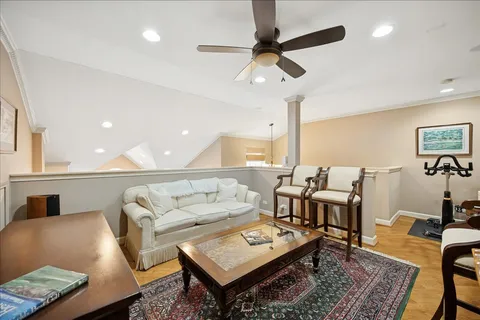 $695,000 | 2710 Langley Circle, Glenview, IL 60026