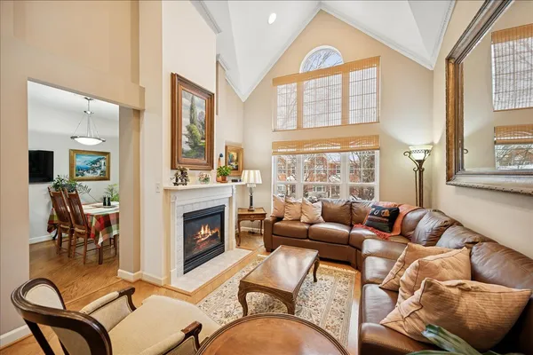 $695,000 | 2710 Langley Circle, Glenview, IL 60026