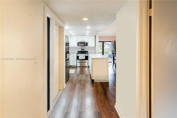 $3,500 | 8980 Palm Tree Lane, Unit 8980, Pembroke Pines, FL 33024