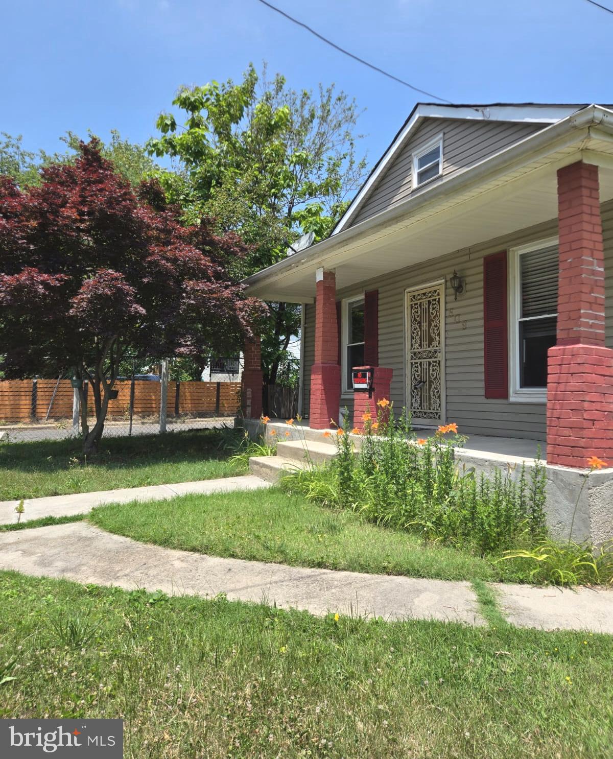 809 Eastern Avenue Northeast Fairmount Heights, MD 20743 - Photo 2 of 16