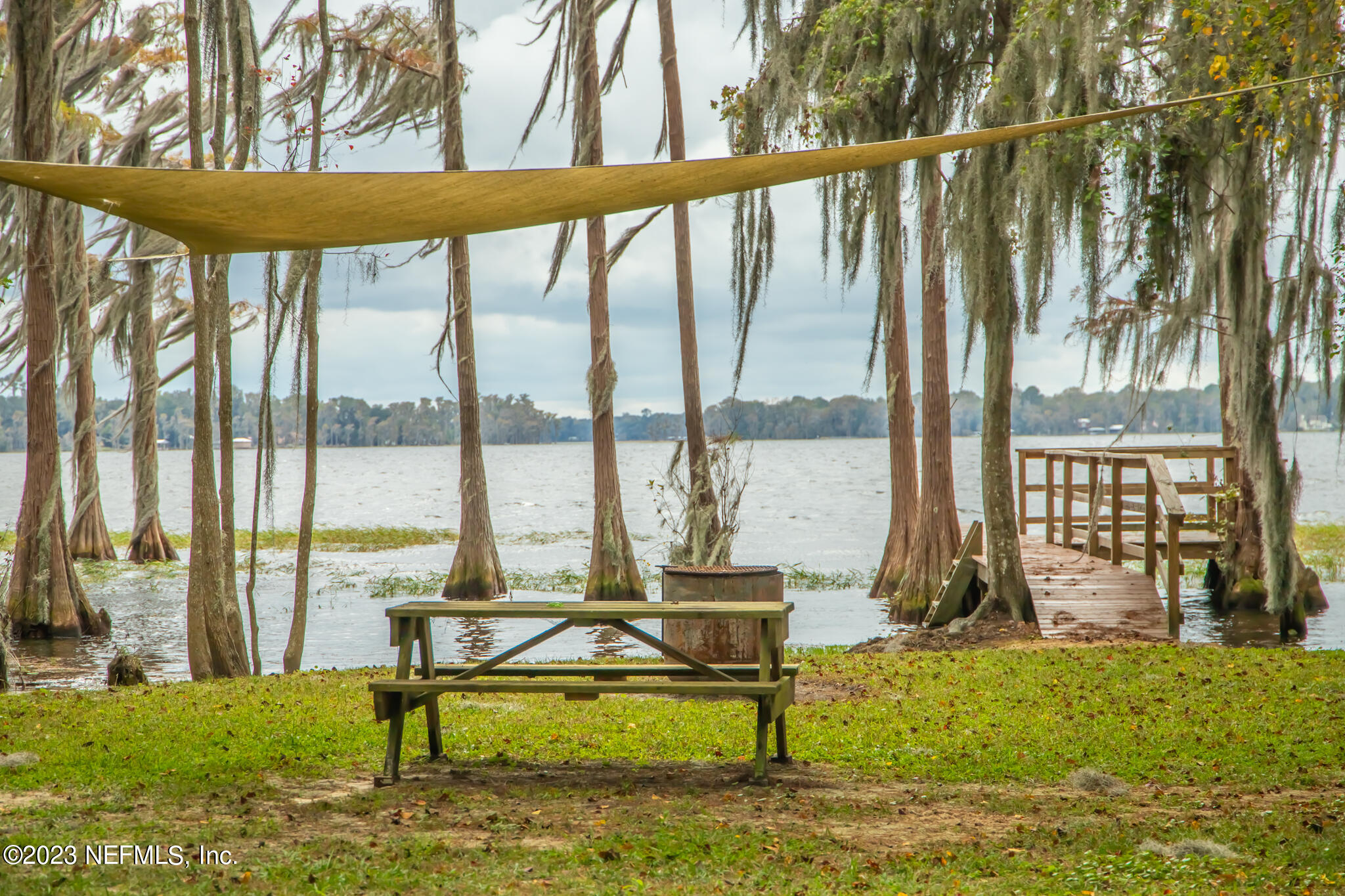 4352 Southeast County Rd 21b  