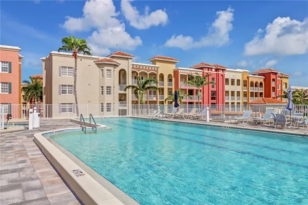 $4,000 | 401 Bayfront Place, Unit 3204, Naples, FL 34102