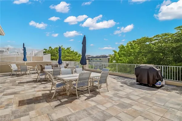 $4,000 | 401 Bayfront Place, Unit 3204, Naples, FL 34102