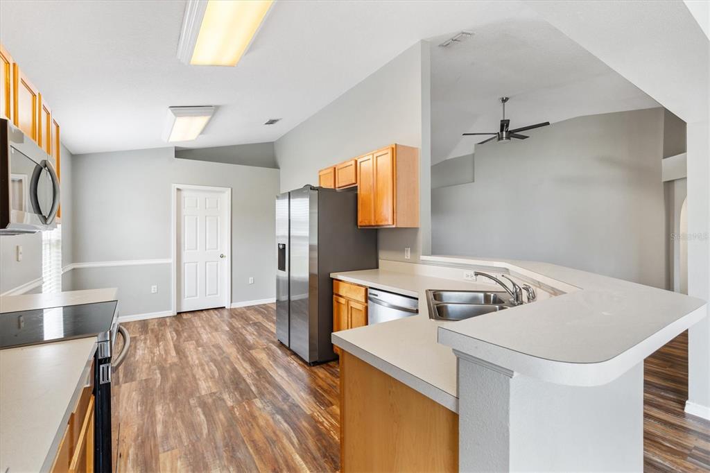 3653 Southwest 133rd Loop Ocala, FL 34473 - Photo 11 of 38