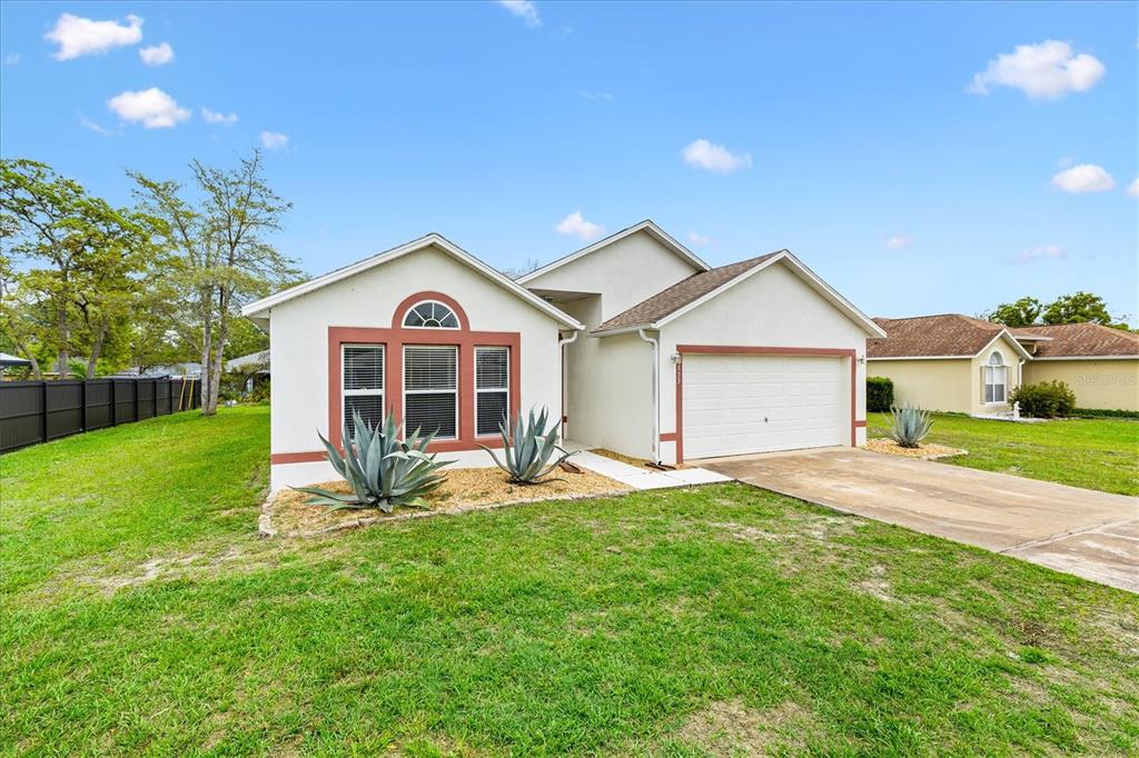 3653 Southwest 133rd Loop Ocala, FL 34473 - Photo 3 of 38