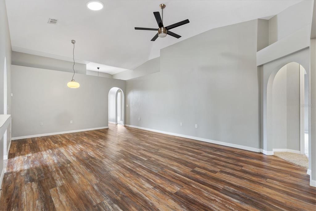 3653 Southwest 133rd Loop Ocala, FL 34473 - Photo 8 of 38