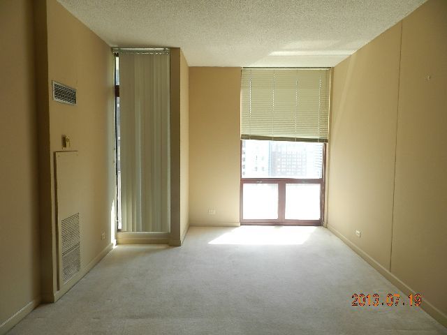 200 North Dearborn Street, Unit 2704 Chicago, IL 60601 - Photo 2 of 8