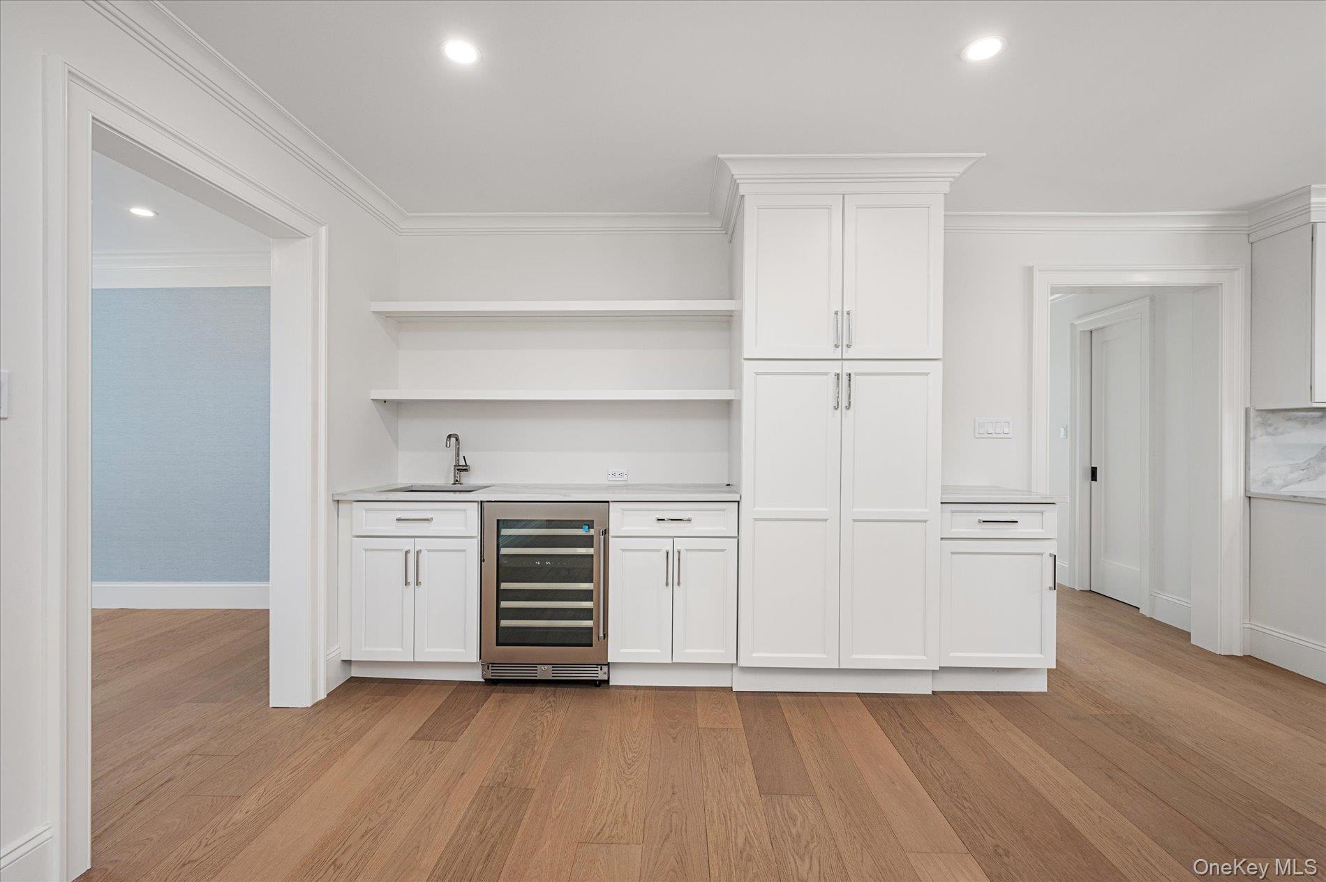 20 Fox Hunt Lane Cold Spring Harbor, NY 11724 - Photo 14 of 41