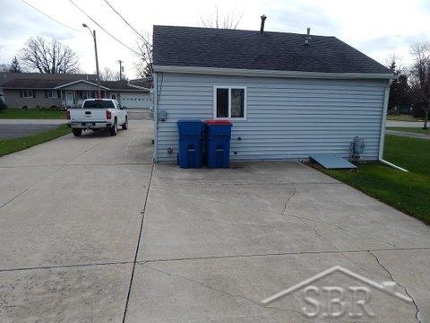 9976 Mill Street Reese, MI 48757 - Photo 16 of 17 31273081-17.JPG