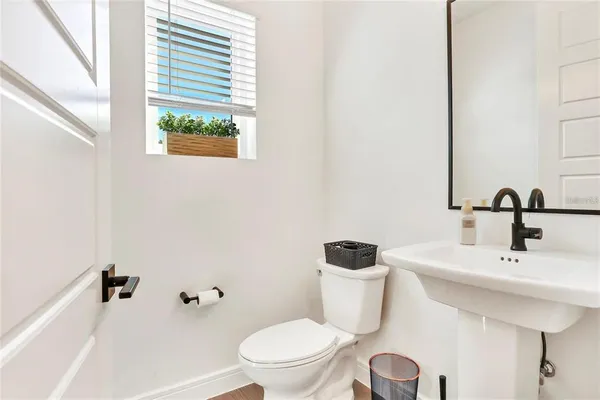 $3,450 | 212 East Pineloch Avenue, Orlando, FL 32806