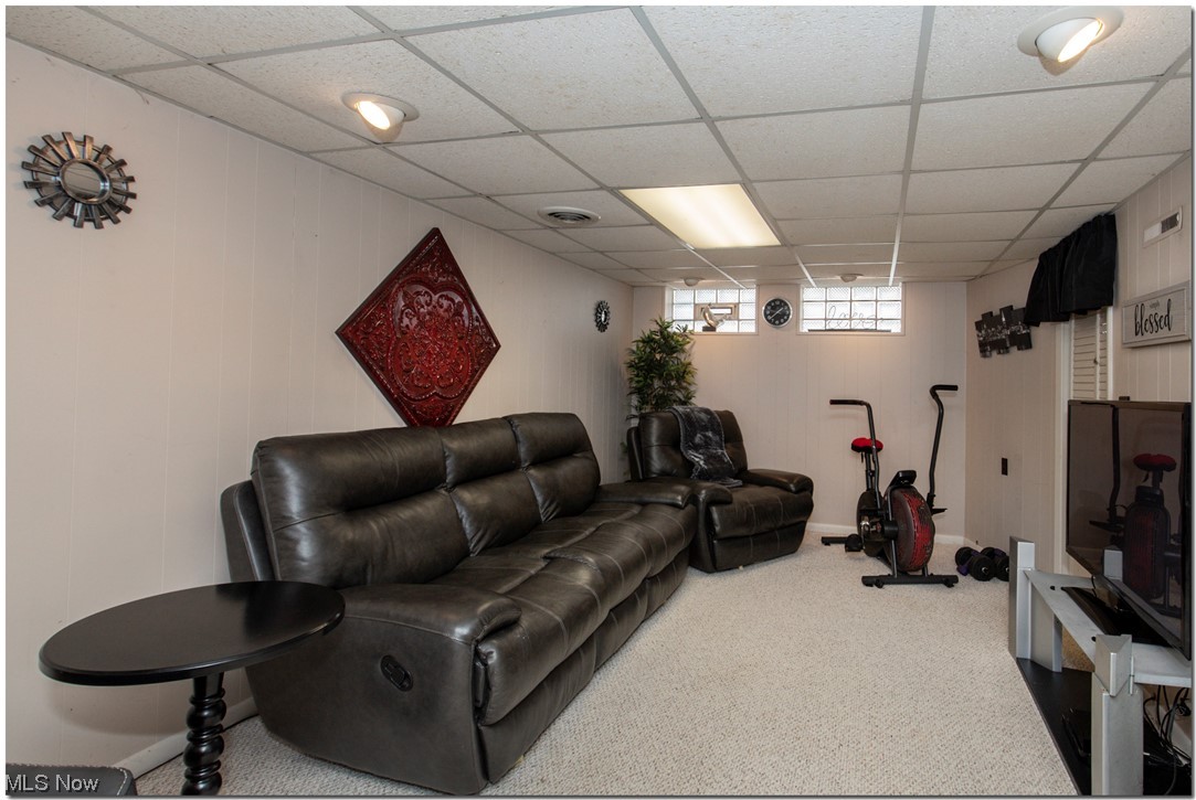1383 Winston Road Cleveland, OH 44121 - Photo 30 of 35
