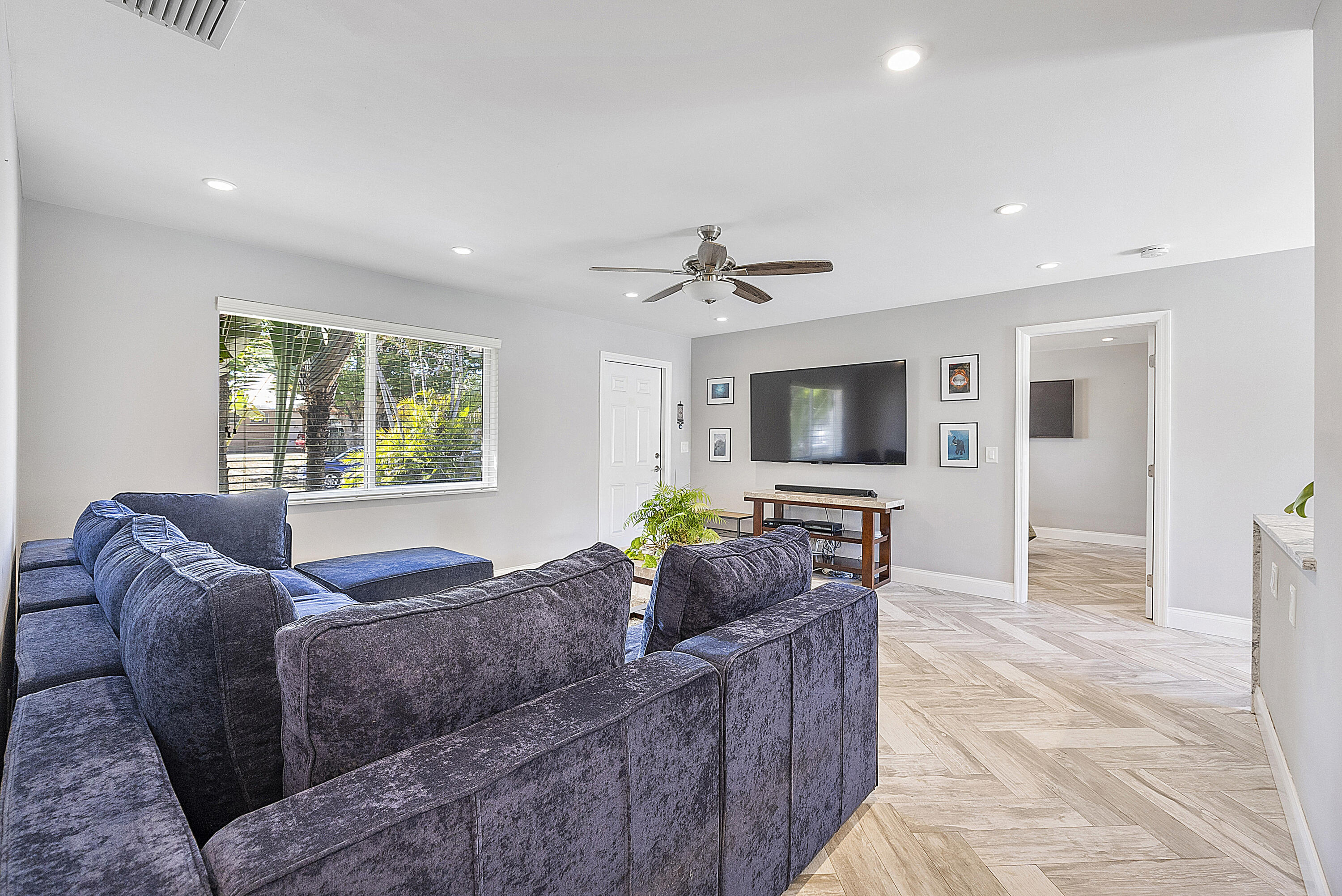 4064 Northwest 2nd Court Boca Raton, FL 33431 - Photo 38 of 57 4064 Nw 2nd Ct_037