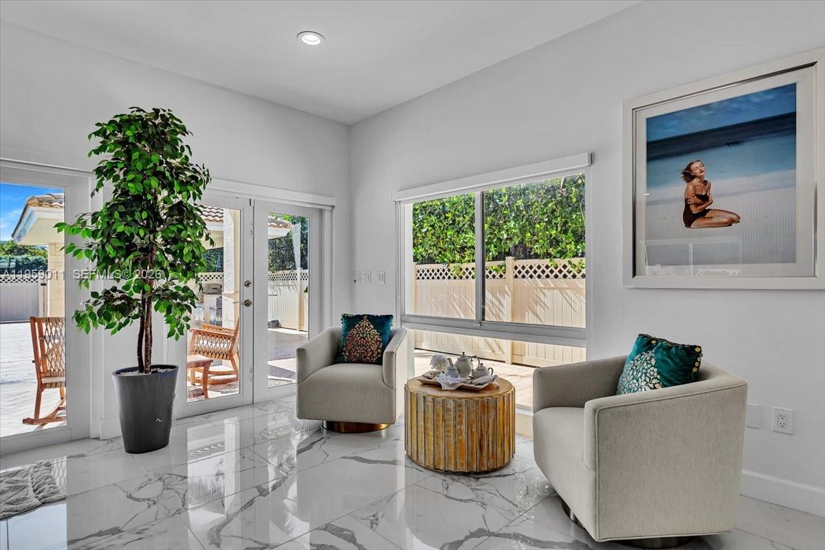 1700 Cleveland Road Miami Beach, FL 33141 - Photo 22 of 93