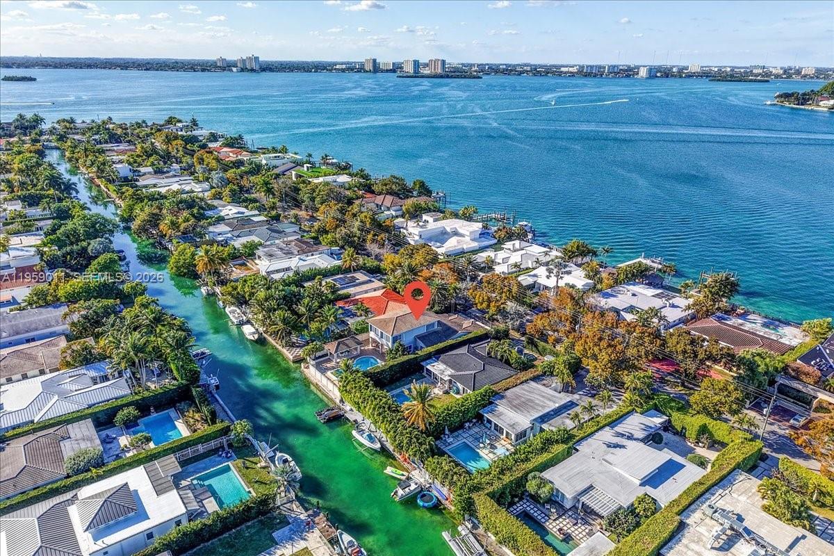 1700 Cleveland Road Miami Beach, FL 33141 - Photo 4 of 93