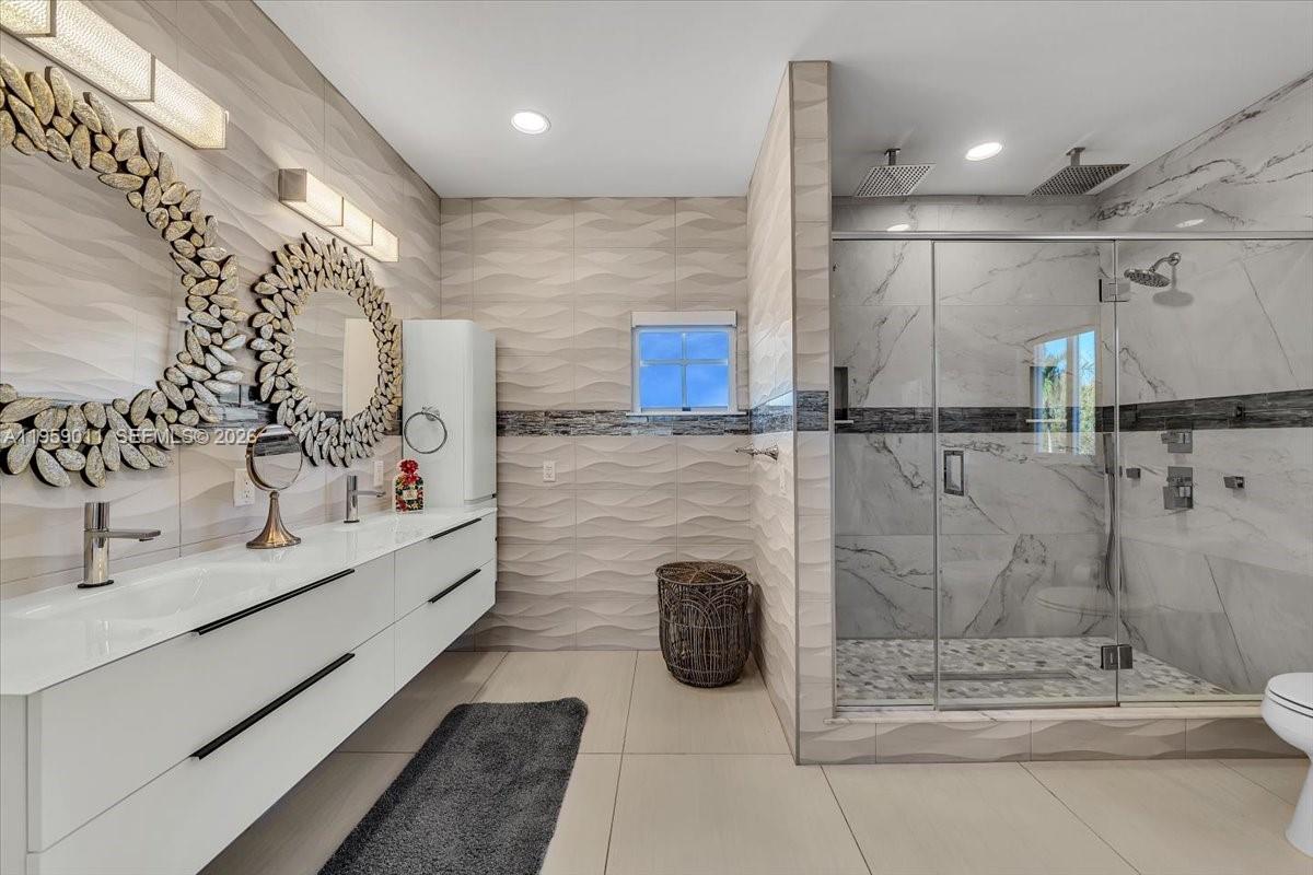 1700 Cleveland Road Miami Beach, FL 33141 - Photo 43 of 93