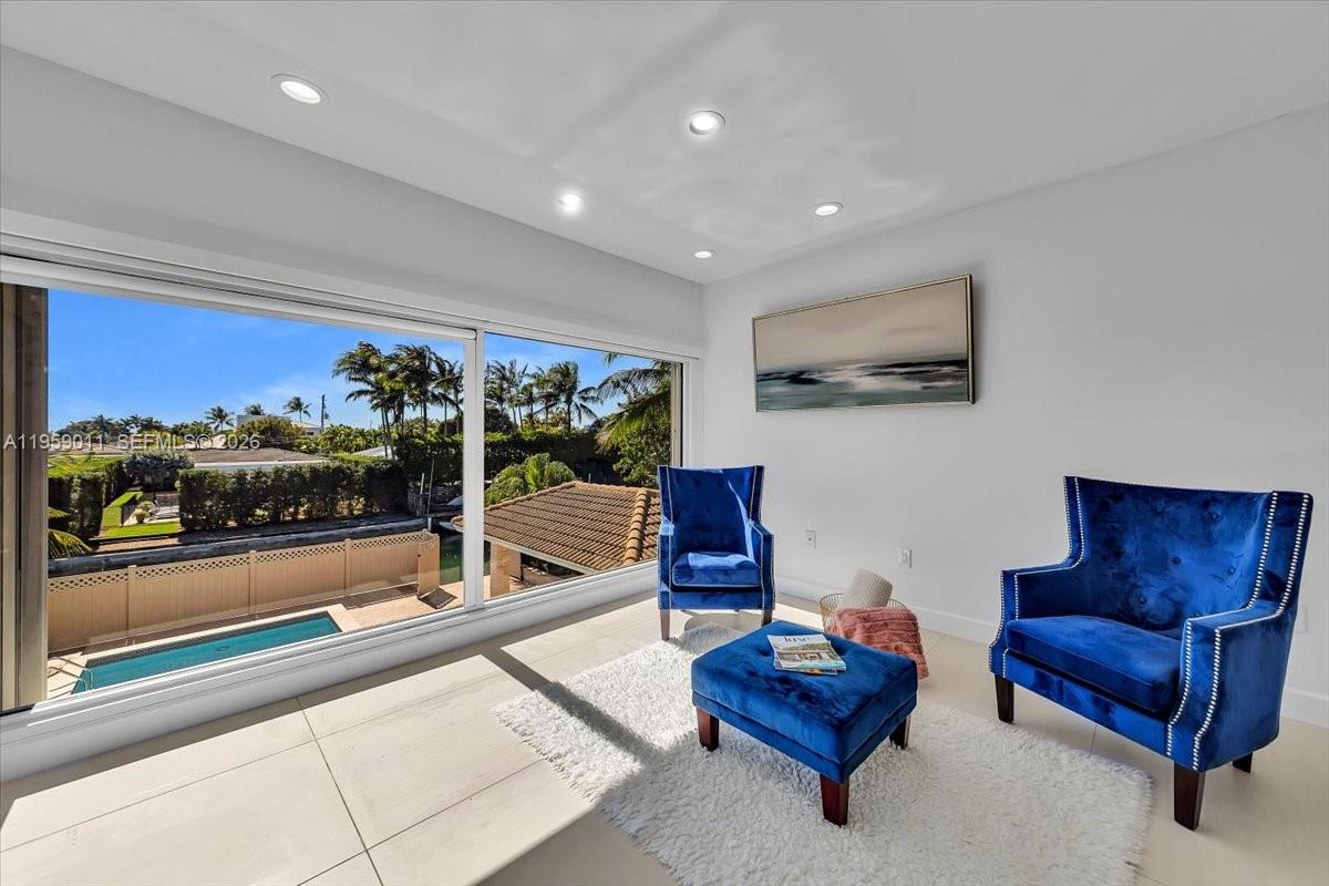 1700 Cleveland Road Miami Beach, FL 33141 - Photo 44 of 87