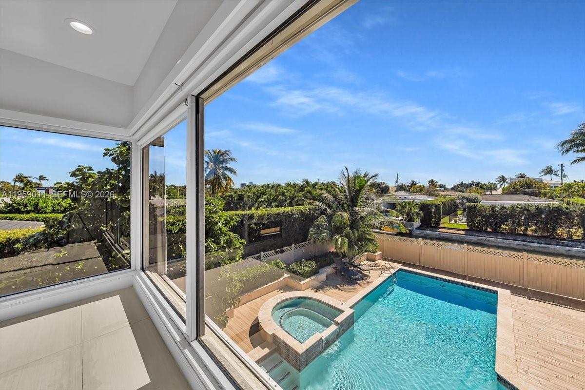 1700 Cleveland Road Miami Beach, FL 33141 - Photo 46 of 87