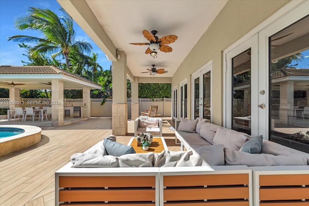 1700 Cleveland Road Miami Beach, FL 33141 - Photo 59 of 93