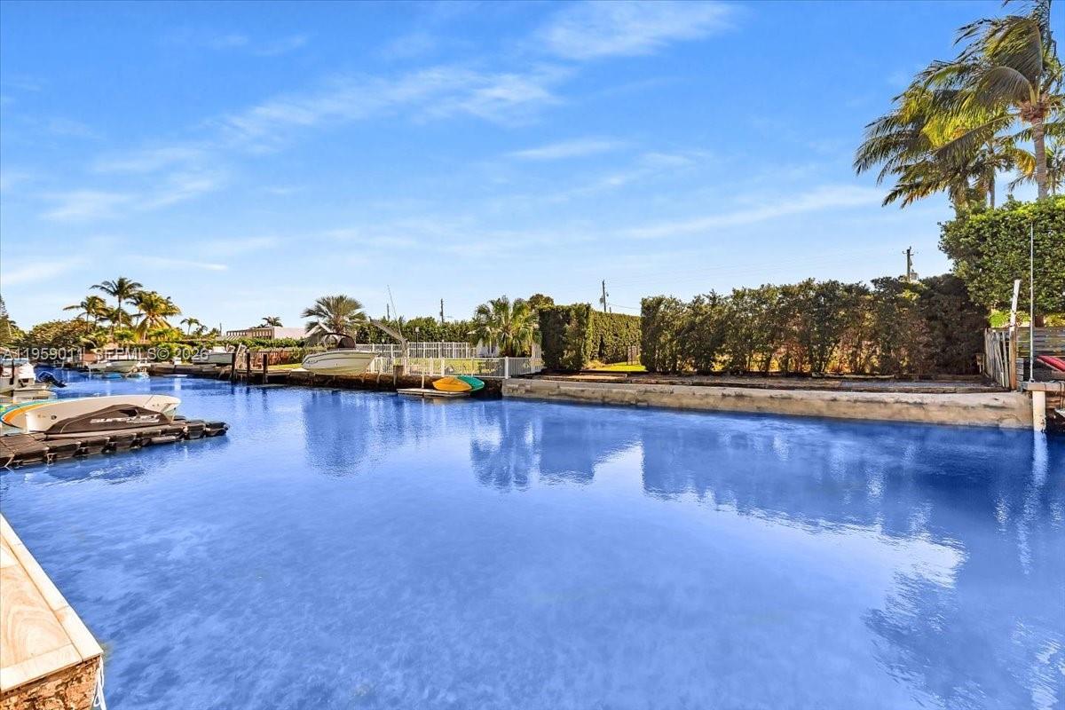 1700 Cleveland Road Miami Beach, FL 33141 - Photo 78 of 87