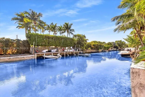 $19,900 | 1700 Cleveland Road, Miami Beach, FL 33141
