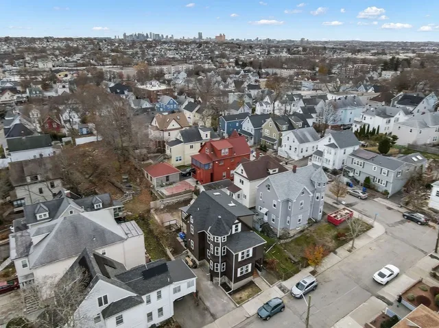 $4,500 | 9-11 Knollin Street, Unit 2, Malden, MA 02148