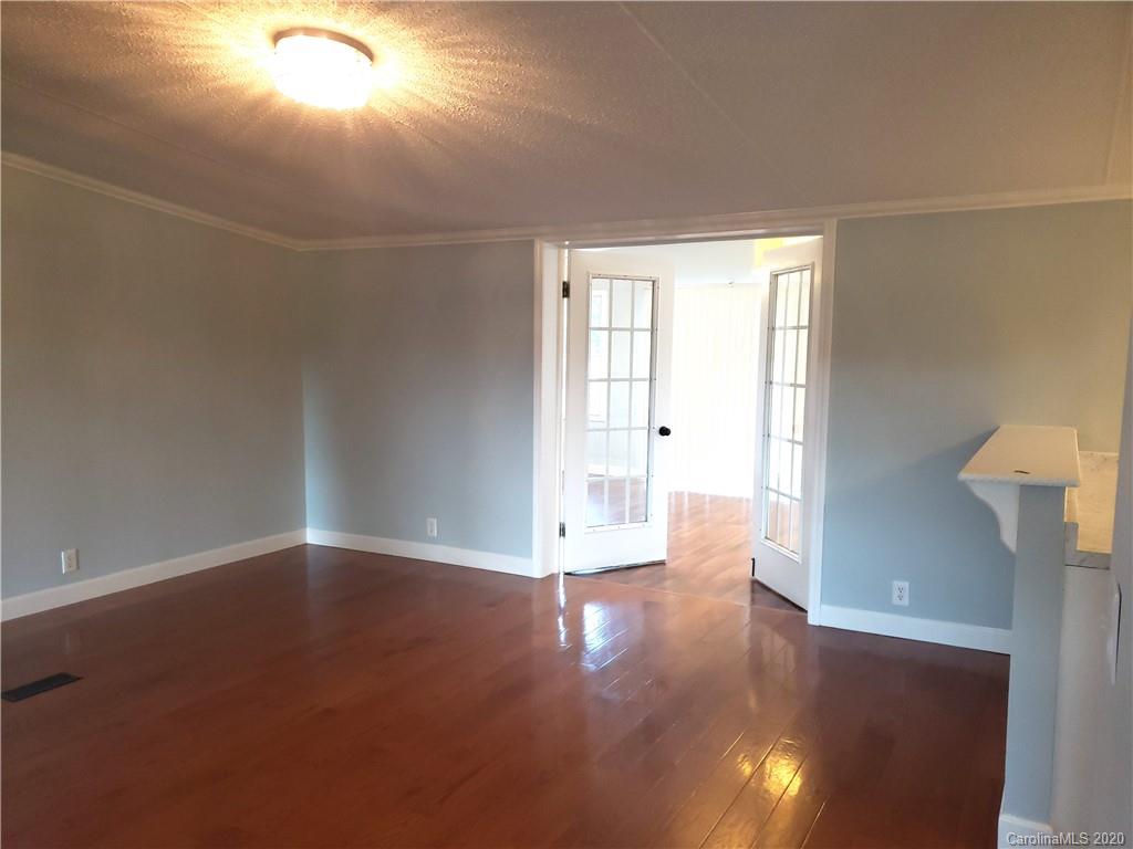 145 Hub Carpenter Road Bessemer City, NC 28016 - Photo 11 of 27 Gallery Image 11
