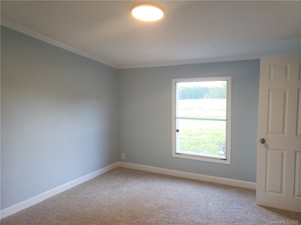 145 Hub Carpenter Road Bessemer City, NC 28016 - Photo 18 of 27 Gallery Image 18