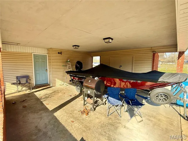 $199,900 | 15263 County Road 604, Dexter, MO 63841