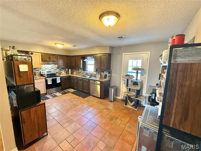 $199,900 | 15263 County Road 604, Dexter, MO 63841