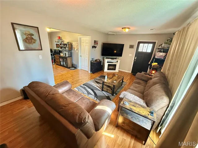 $199,900 | 15263 County Road 604, Dexter, MO 63841