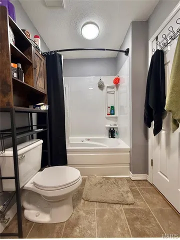 $199,900 | 15263 County Road 604, Dexter, MO 63841