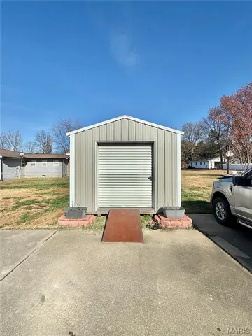 $199,900 | 15263 County Road 604, Dexter, MO 63841