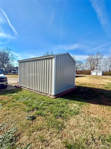 $199,900 | 15263 County Road 604, Dexter, MO 63841