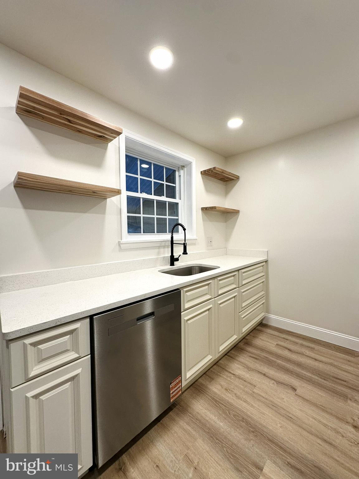 6 Drexel Road Claymont, DE 19703 - Photo 5 of 14