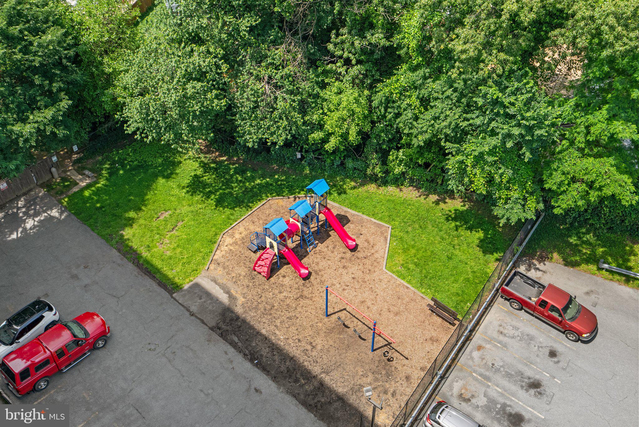 8830 Piney Branch Road, Unit 1205 Silver Spring, MD 20903 - Photo 32 of 32 Community Playground