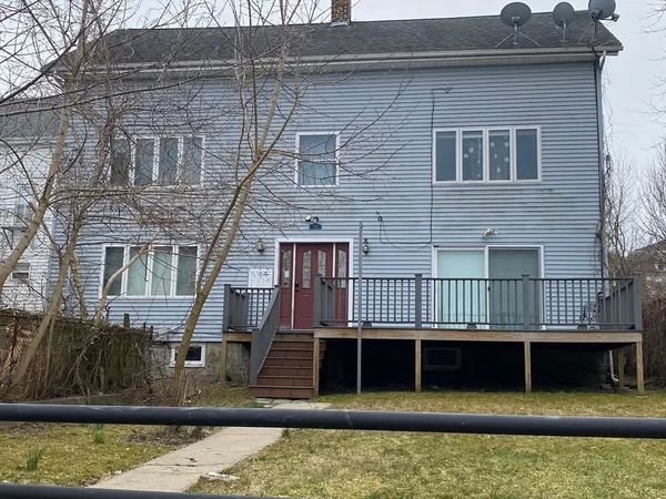 $1,600 | 71 Branch Street, Unit 1, Fall River, MA 02721