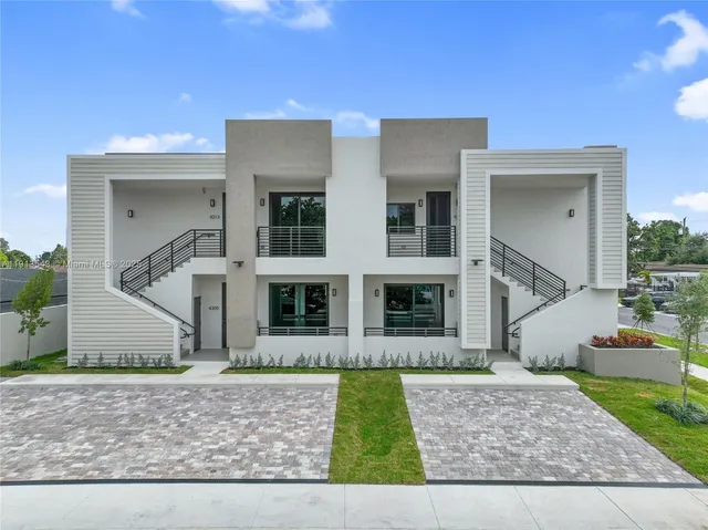 front view of house with a yard