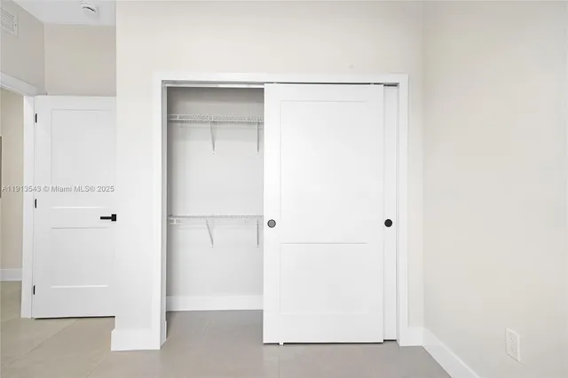 $3,500 | 4313 East 8th Court, Unit B, Hialeah, FL 33013