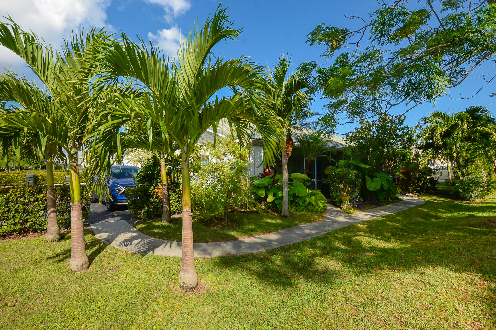 2123 Southeast Wayne Road Stuart, FL 34994 - Photo 23 of 24 a view of a backyard