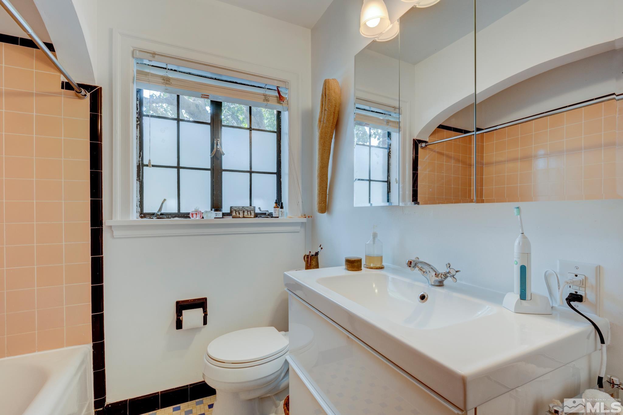 504 Wheeler Avenue Reno, NV 89502 - Photo 15 of 32 Photo 15