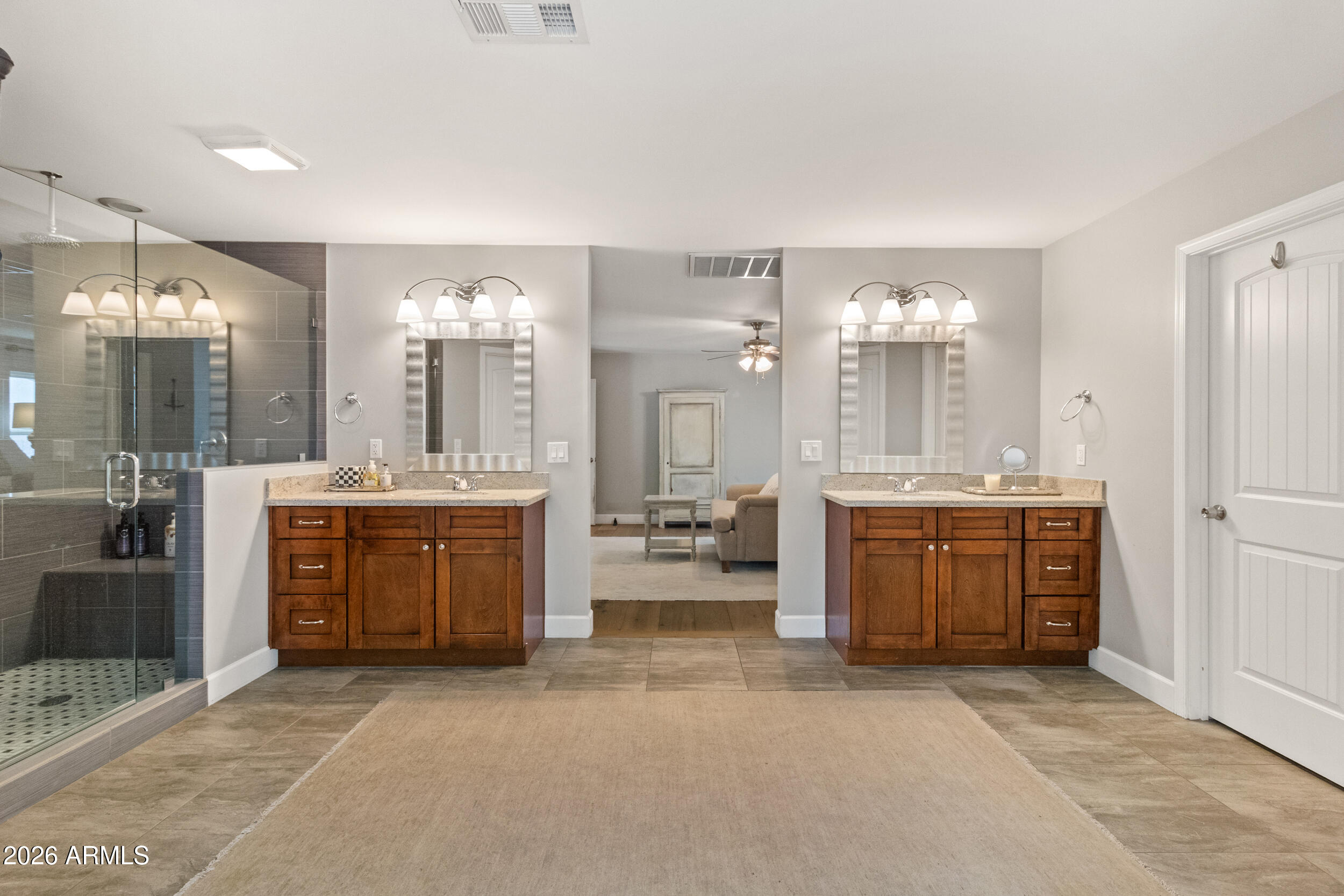 4025 East Osborn Road Phoenix, AZ 85018 - Photo 22 of 44 Primary Dual Vanities