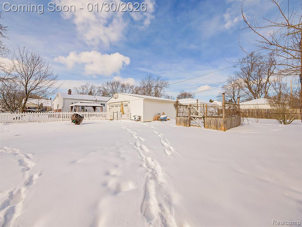 3877 Niagara Street Wayne, MI 48184 - Photo 28 of 35
