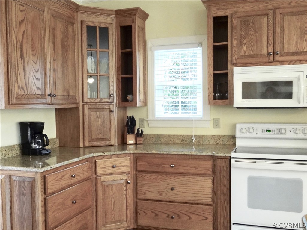 3032 Ridge Drive Toano, VA 23168 - Photo 8 of 24 Gallery Image 8