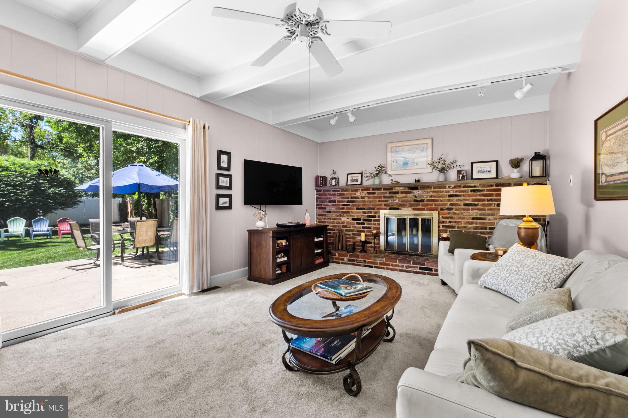 601 Norwood Road Mount Laurel, NJ 08054 - Photo 20 of 44 Large family room w wood burning fireplace