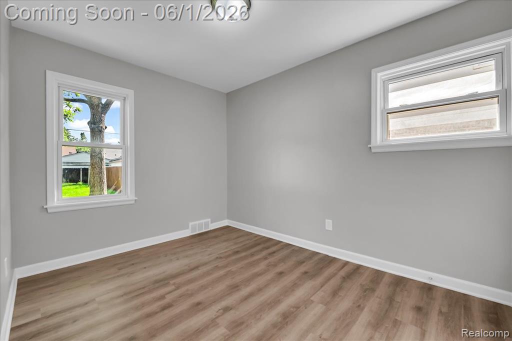 769 Sherbourne Street Inkster, MI 48141 - Photo 9 of 21